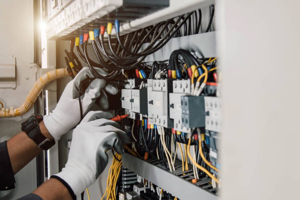 Best Affordable Emergency Electrician  in Hempstead, TX